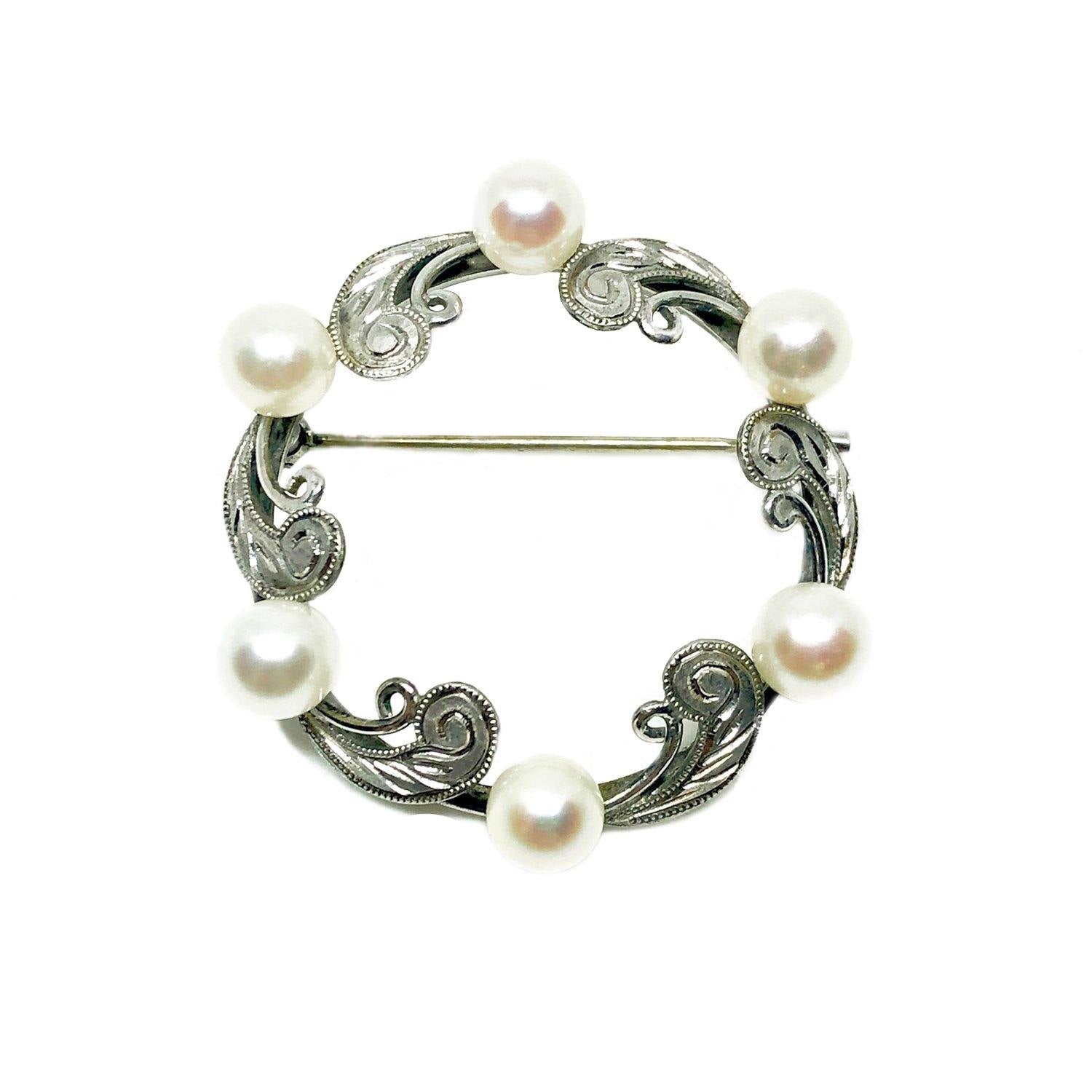 Ocean Waves Japanese Akoya Saltwater Cultured Pearl Circle Brooch- Sterling Silver - Vintage Valuable Pearls