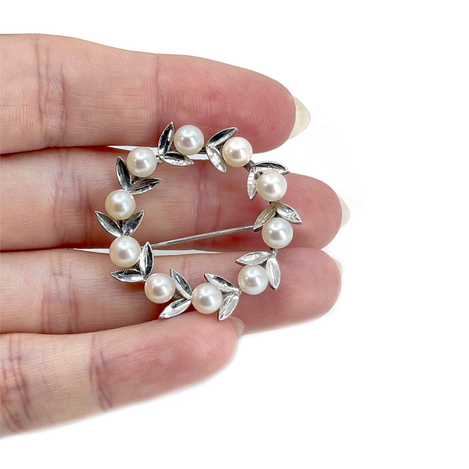 Botanical Wreath Leaf Japanese Saltwater Akoya Vintage Pearl Brooch Pin- Sterling Silver